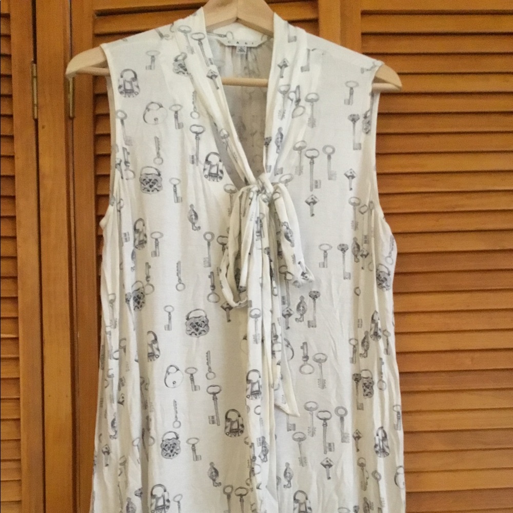 Cabi tie front shirt